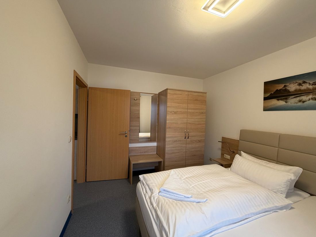 Apartment 2: Schlafzimmer